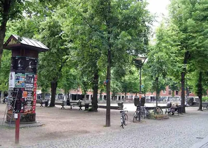 Stunning Authentic Renovated I Near Lakes & Metro Appartement *