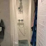 Апартаменты Stunning Authentic Renovated I Near Lakes & Metro *